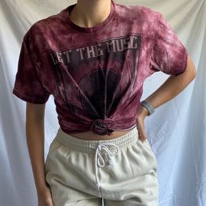 Vintage graphic tee!